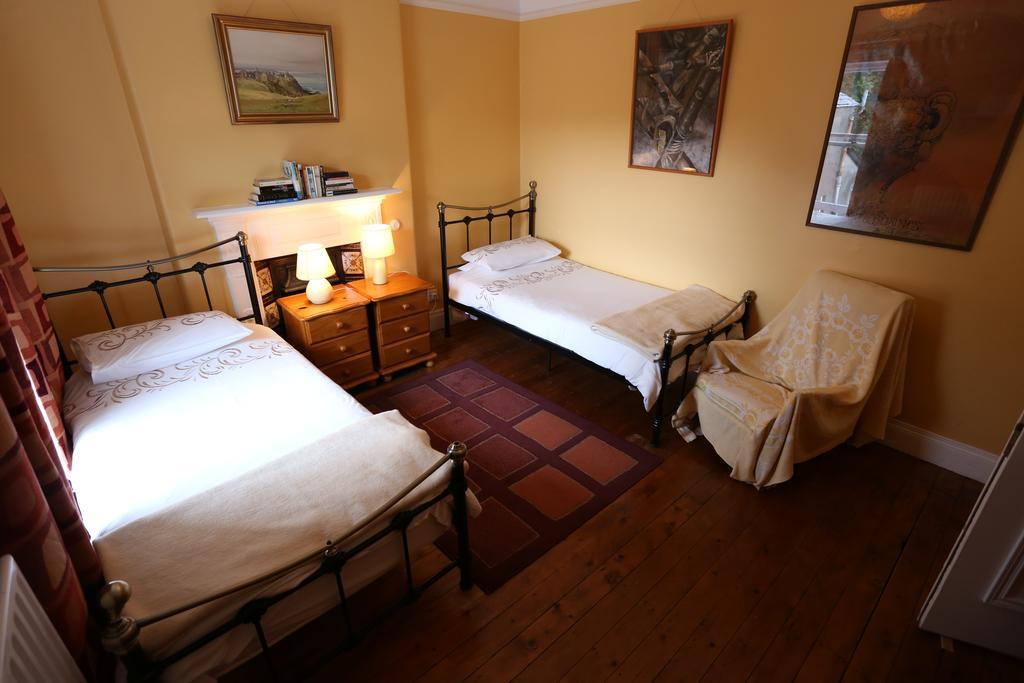 Corratavey Guest Accommodation 밸리캐슬 외부 사진